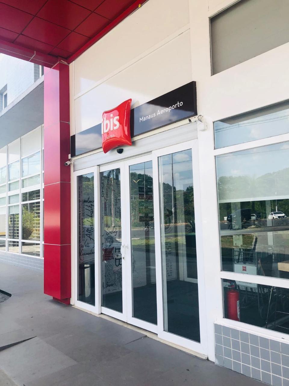 ホテル Ibis Manaus Aeroporto エクステリア 写真