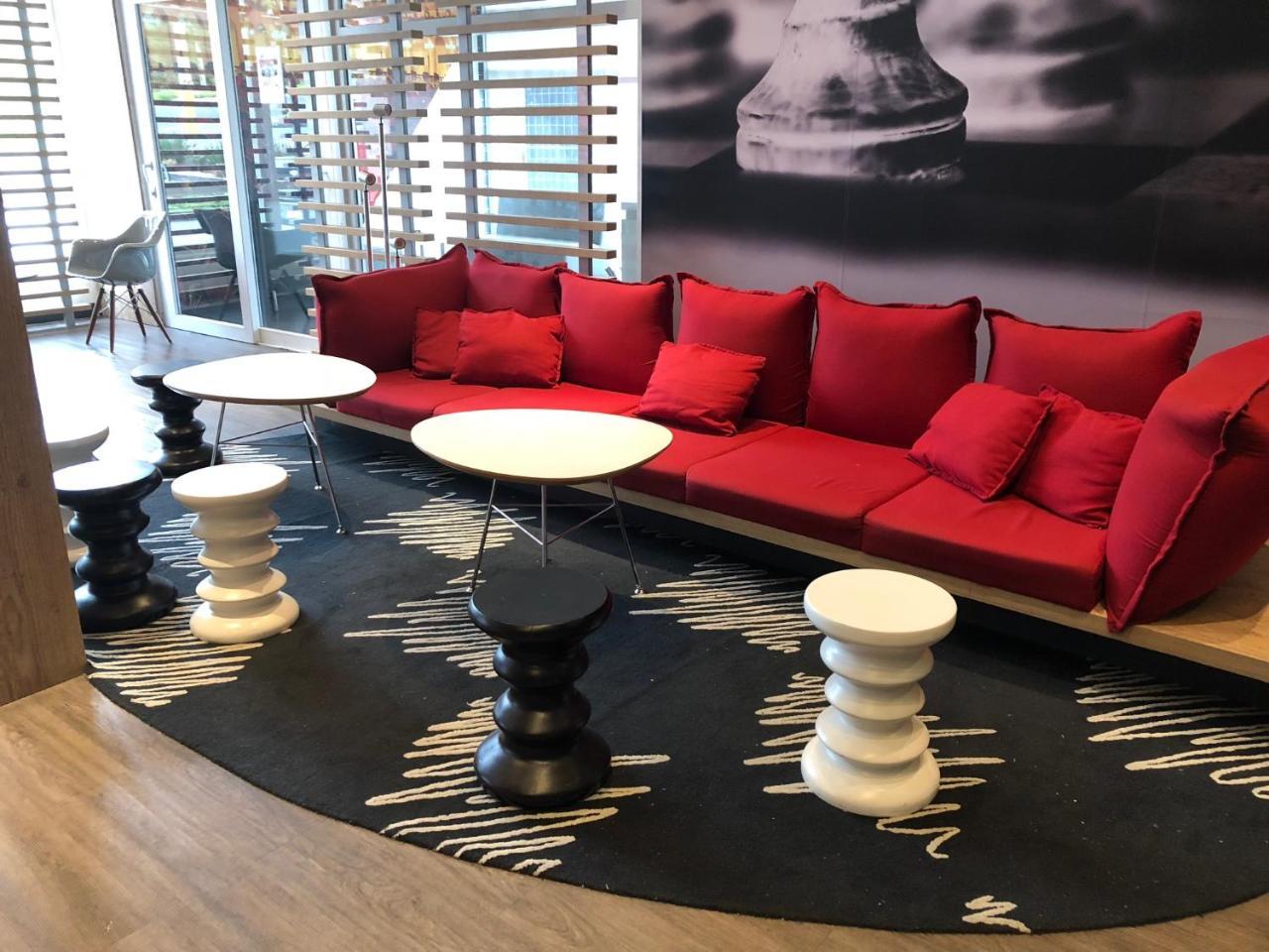 ホテル Ibis Manaus Aeroporto エクステリア 写真